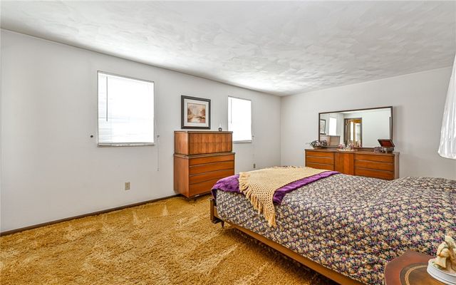110 Weaver Drive, Shaler, PA 15116