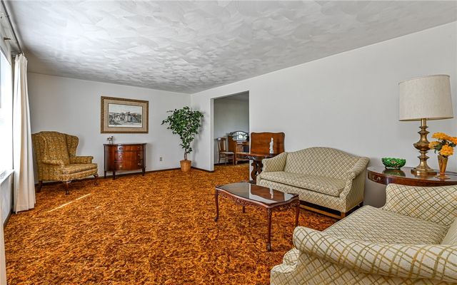 110 Weaver Drive, Shaler, PA 15116