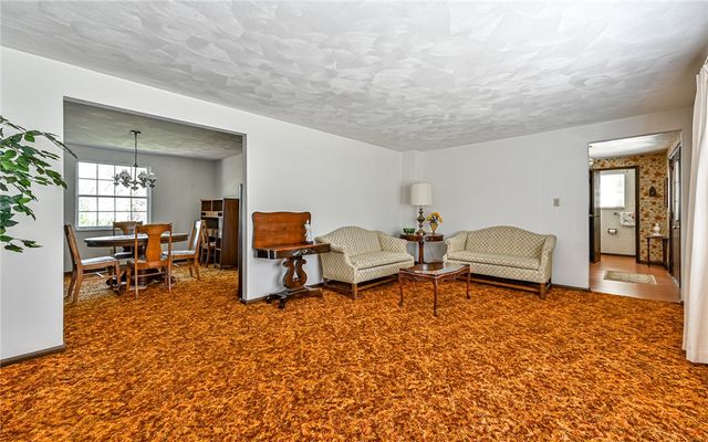 110 Weaver Drive, Shaler, PA 15116