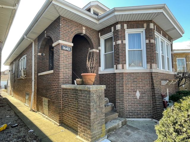 1643 E 86th Street, Chicago, IL 60617