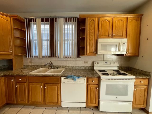 1643 E 86th Street, Chicago, IL 60617