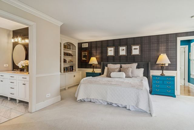 320 Washington Street, Barrington, IL 60010