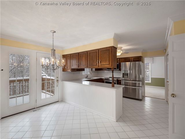 924 Harmony Lane, South Charleston, WV 25303