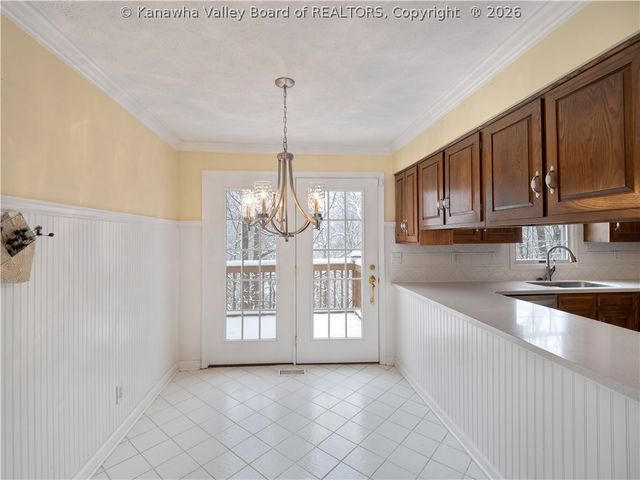 924 Harmony Lane, South Charleston, WV 25303