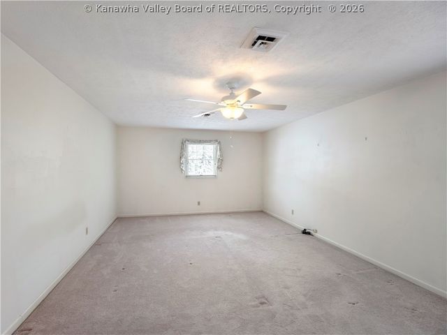 924 Harmony Lane, South Charleston, WV 25303