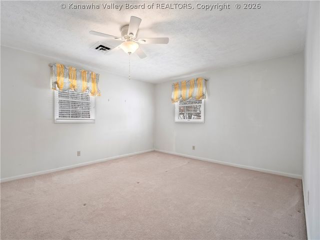 924 Harmony Lane, South Charleston, WV 25303