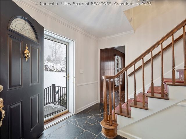 924 Harmony Lane, South Charleston, WV 25303