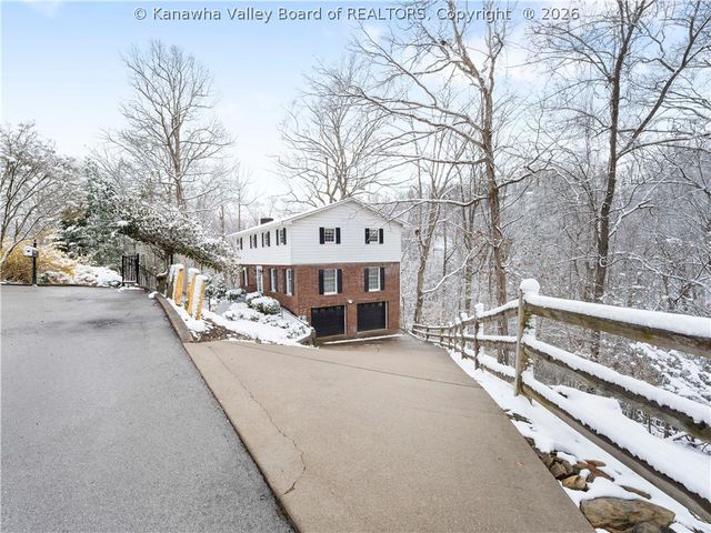 924 Harmony Lane, South Charleston, WV 25303