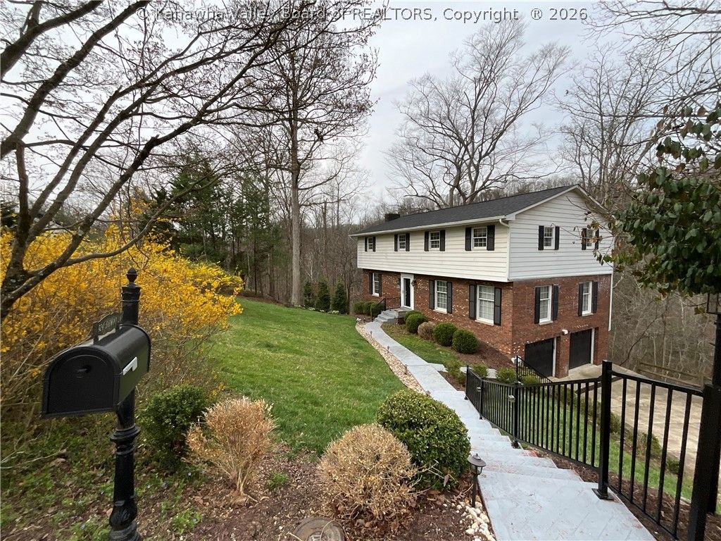 924 Harmony Lane, South Charleston, WV 25303