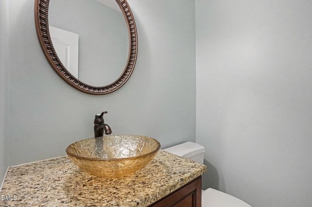 4808 Stoneyoak Lane, Raleigh, NC 27610
