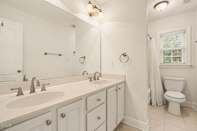 4808 Stoneyoak Lane, Raleigh, NC 27610