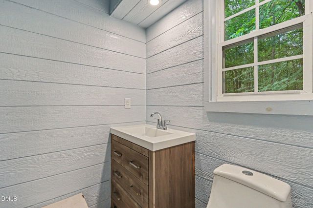 4808 Stoneyoak Lane, Raleigh, NC 27610