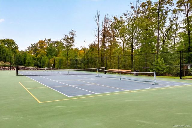 6201 Fred Ill Jr Court, Pearl River, NY 10965
