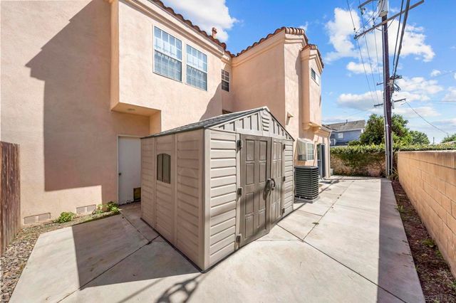 8659 Moody, Cypress, CA 90630