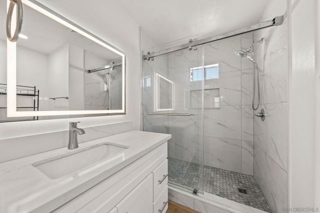 8659 Moody, Cypress, CA 90630
