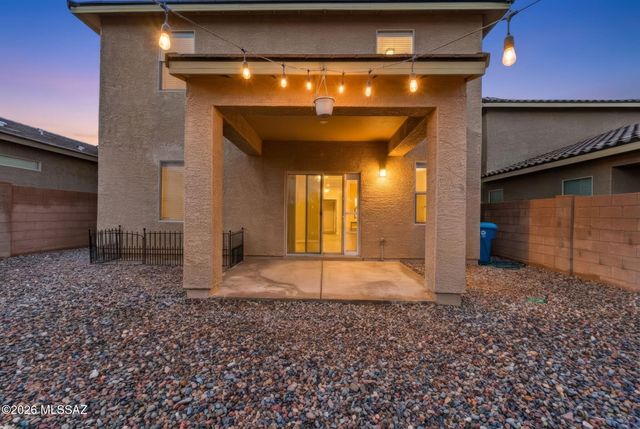 7867 S Walnutview Drive, Tucson, AZ 85757