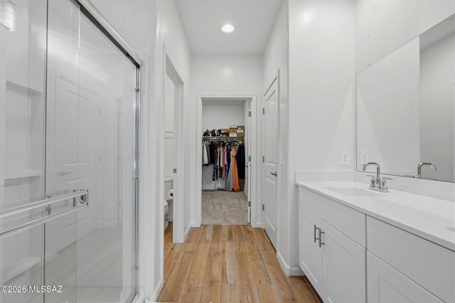 7867 S Walnutview Drive, Tucson, AZ 85757