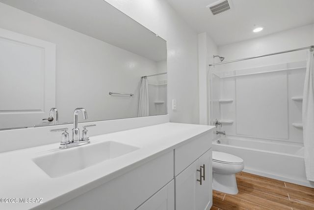 7867 S Walnutview Drive, Tucson, AZ 85757