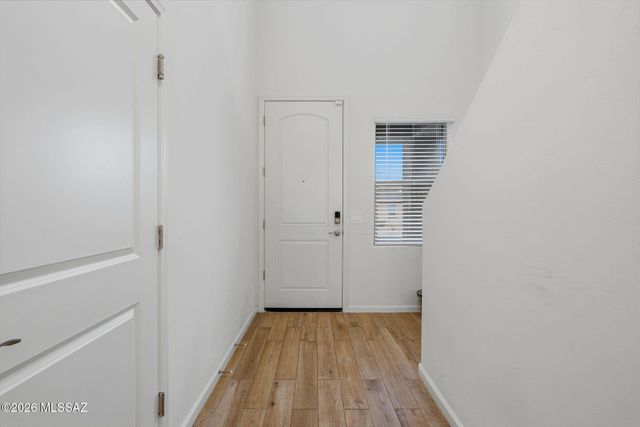 7867 S Walnutview Drive, Tucson, AZ 85757