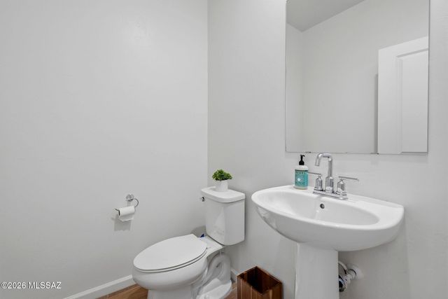 7867 S Walnutview Drive, Tucson, AZ 85757