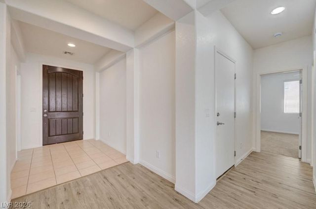 1025 Viale Placenza Place, Henderson, NV 89011