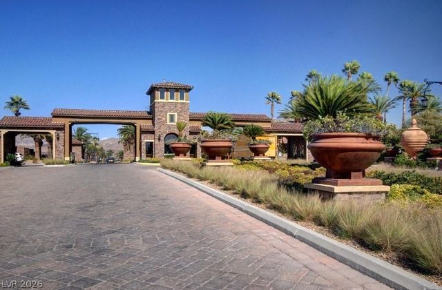 1025 Viale Placenza Place, Henderson, NV 89011
