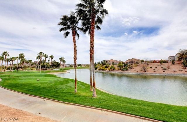 1025 Viale Placenza Place, Henderson, NV 89011