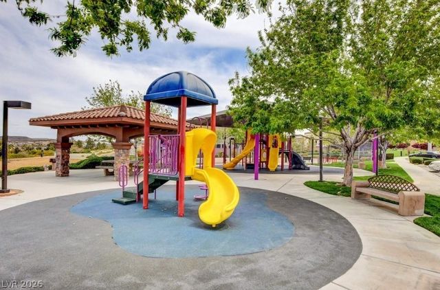 1025 Viale Placenza Place, Henderson, NV 89011