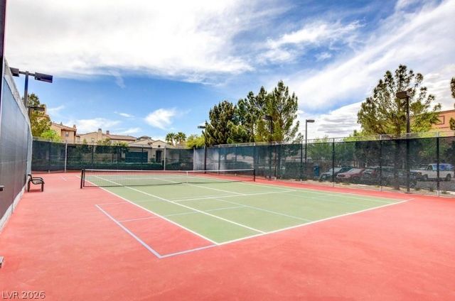 1025 Viale Placenza Place, Henderson, NV 89011