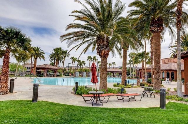 1025 Viale Placenza Place, Henderson, NV 89011
