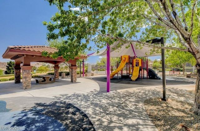 1025 Viale Placenza Place, Henderson, NV 89011