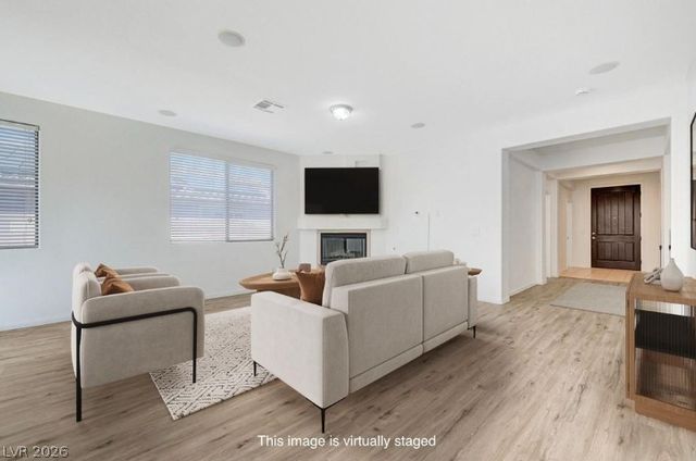 1025 Viale Placenza Place, Henderson, NV 89011
