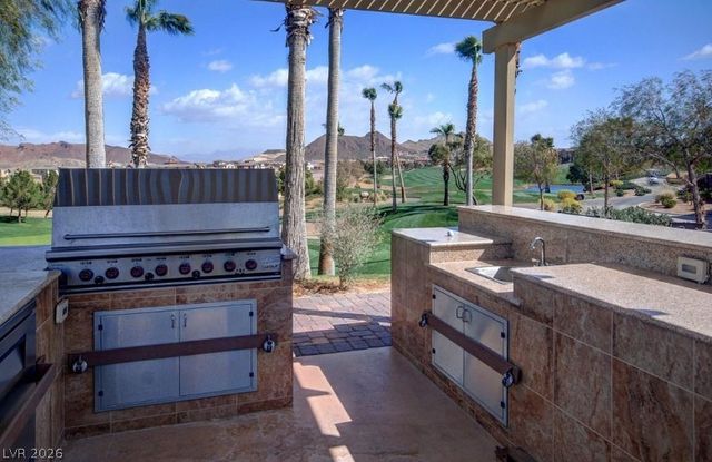1025 Viale Placenza Place, Henderson, NV 89011