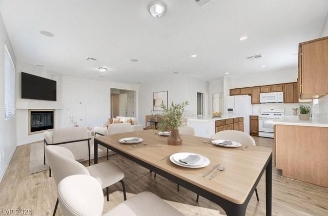 1025 Viale Placenza Place, Henderson, NV 89011
