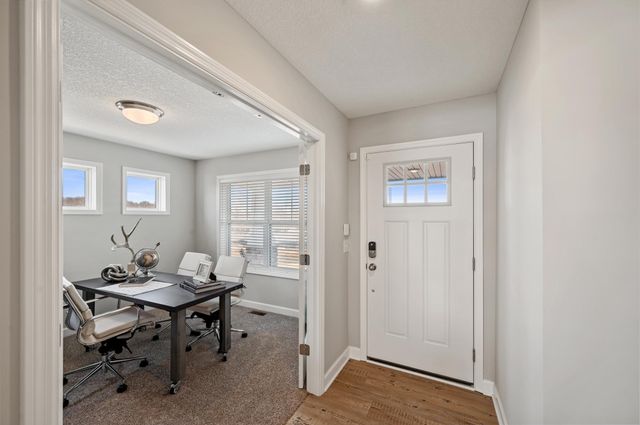 10871 Hemingway Avenue S, Cottage Grove, MN 55016