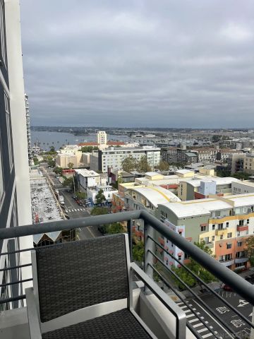 425 W Beech 1556, San Diego, CA 92101