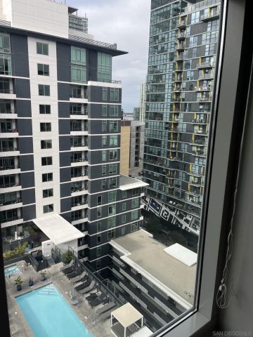 425 W Beech 1556, San Diego, CA 92101
