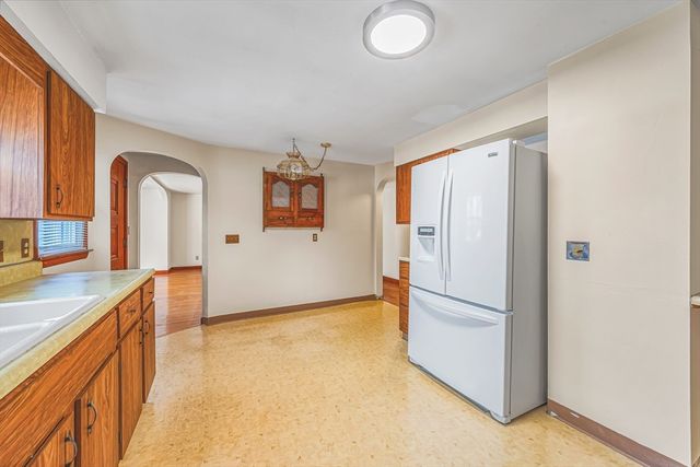 331 Dale Street, Chicopee, MA 01013