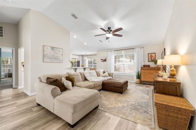 8406 SW 69TH PLACE, Gainesville, FL 32608