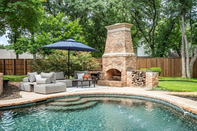 24 Timbergreen Circle, Denton, TX 76205