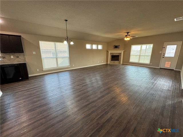 4302 Molly Dyer Drive, Killeen, TX 76549