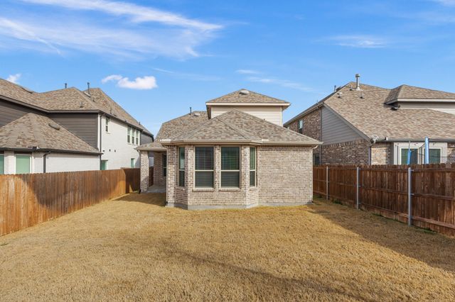 1801 Eagle Landing, Van Alstyne, TX 75495