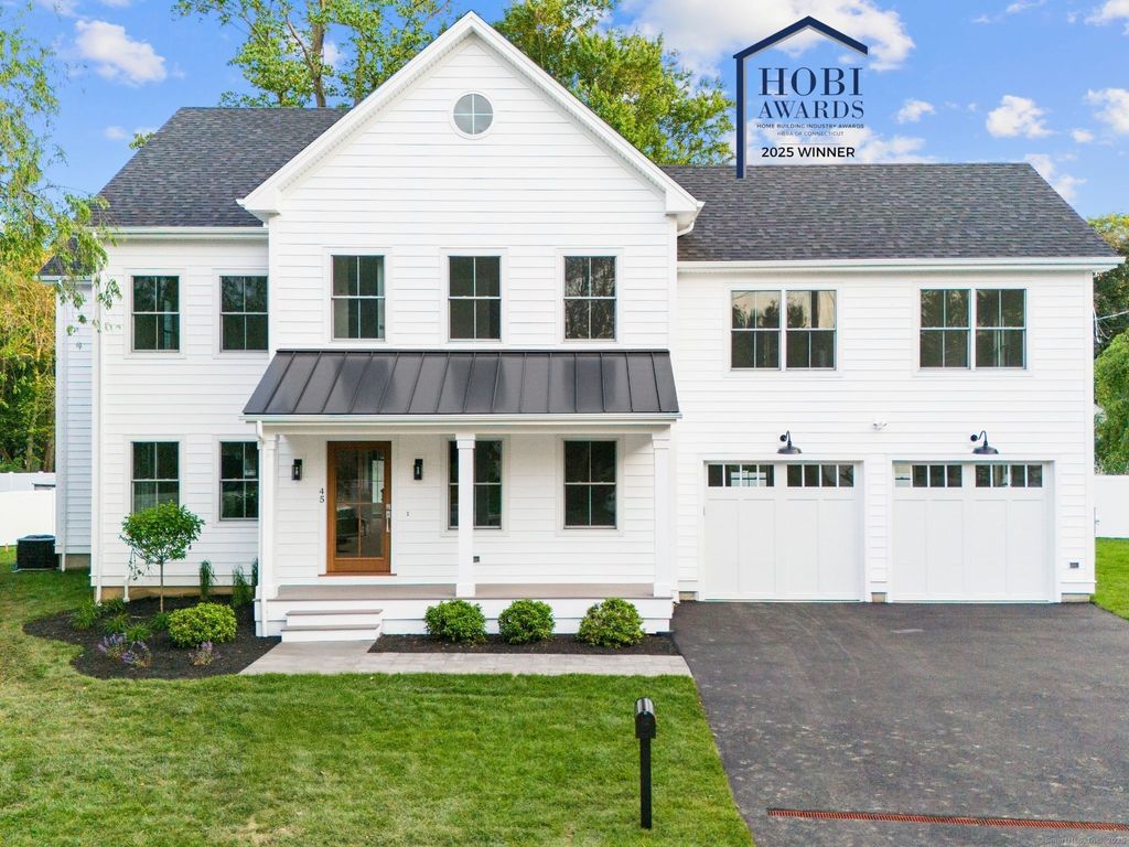 45 Robin Circle, Fairfield, CT 06824