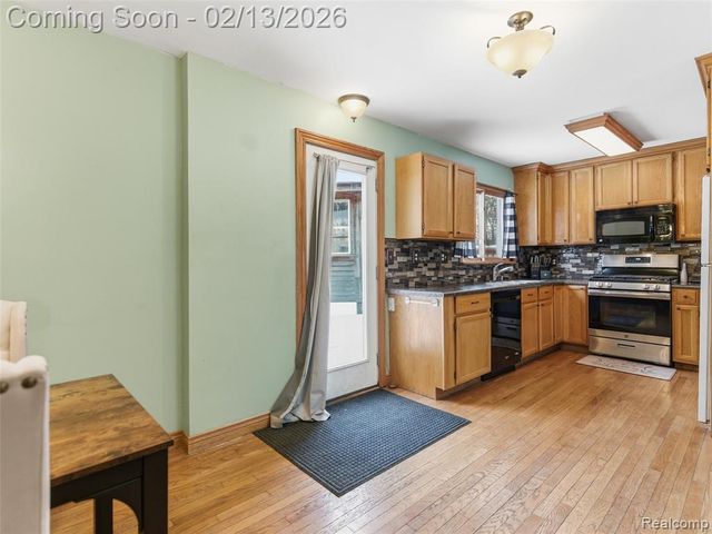 2222 Landmark Drive, Lapeer, MI 48446