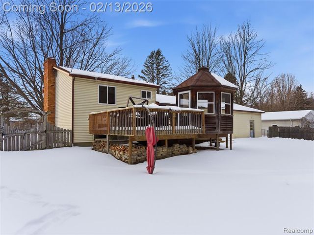 2222 Landmark Drive, Lapeer, MI 48446