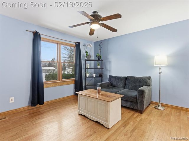 2222 Landmark Drive, Lapeer, MI 48446