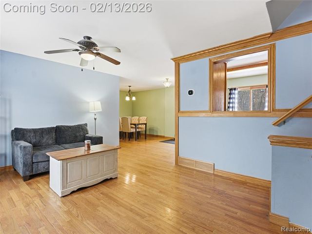 2222 Landmark Drive, Lapeer, MI 48446