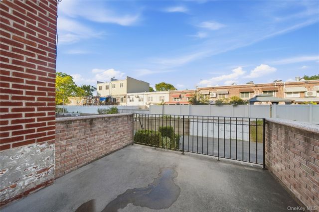 61-17 81st Street, Middle Village, NY 11379