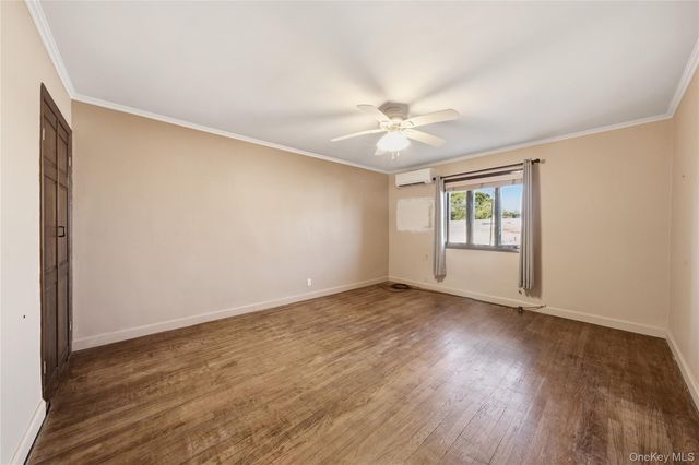 61-17 81st Street, Middle Village, NY 11379