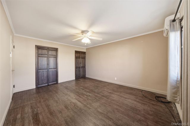 61-17 81st Street, Middle Village, NY 11379